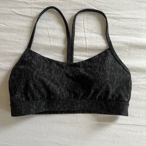 Lululemon flow y bra
